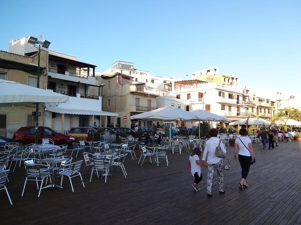 La Terrazza Sul Mar Mediterraneo Marinella di Selinunte Extérieur photo